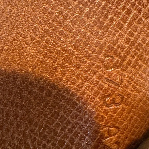 Authentic Louis Vuitton Brown Monogram Card Holder - Picture 11 of 11